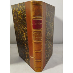 L'eau profonde les pas dans les pas