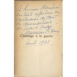 Chantage à la guerre ouvrage dédicacé par l'auteur