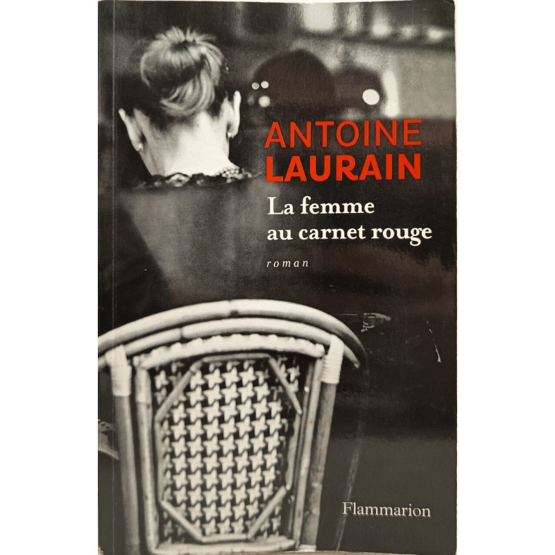 La femme au carnet rouge