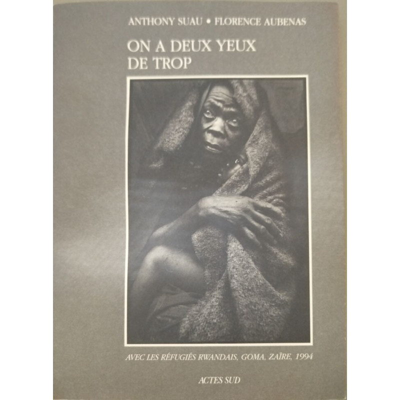 On a deux yeux de trop